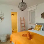 Maison de Marcel Big house near centre free parking